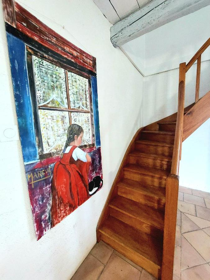 Mazet Du Chateau Joyeux De Violet Pépieux 外观 照片